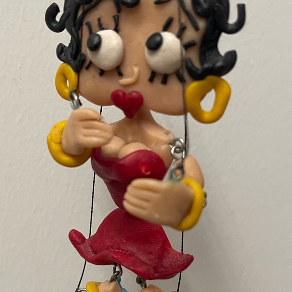 Unique Vintage 1980’s Handmade Betty Boop Marionette. 4” long. - Picture 3 of 4